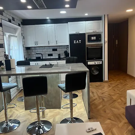 5 Min A Pie Del Centro Parking Free