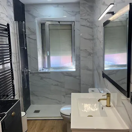 5 Min A Pie Del Centro Parking Free Appartement