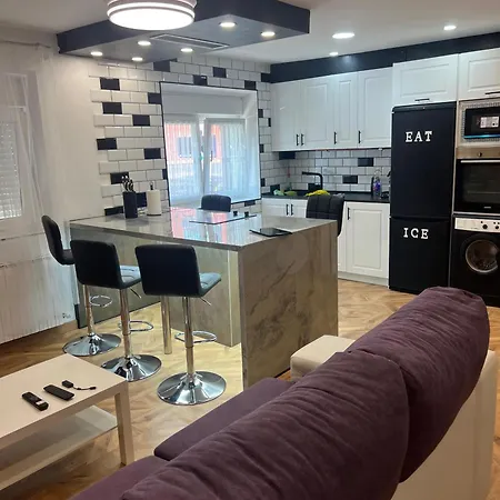 5 Min A Pie Del Centro Parking Free Appartement